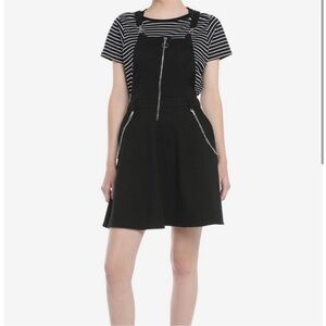Hot Topic Chain Skirtall Front Zip Black Medium